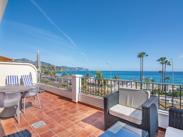 Frontline 2 bedroom apartment Burriana Beach